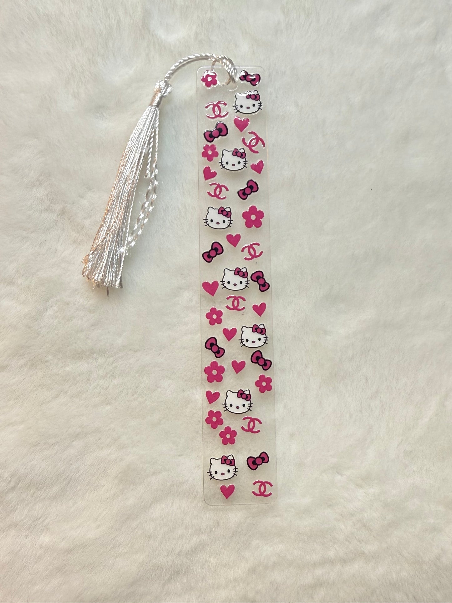 Hello Kitty Bookmark
